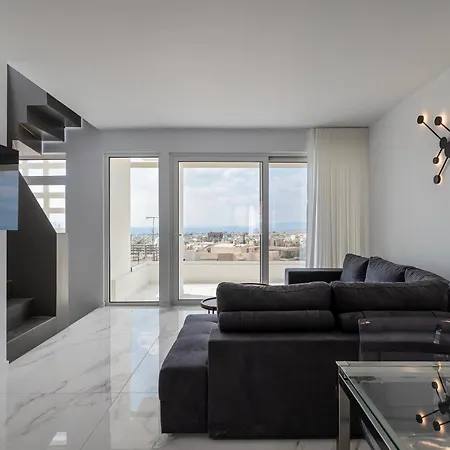 Dream View Maisonette Glyfada With Jacuzzi *